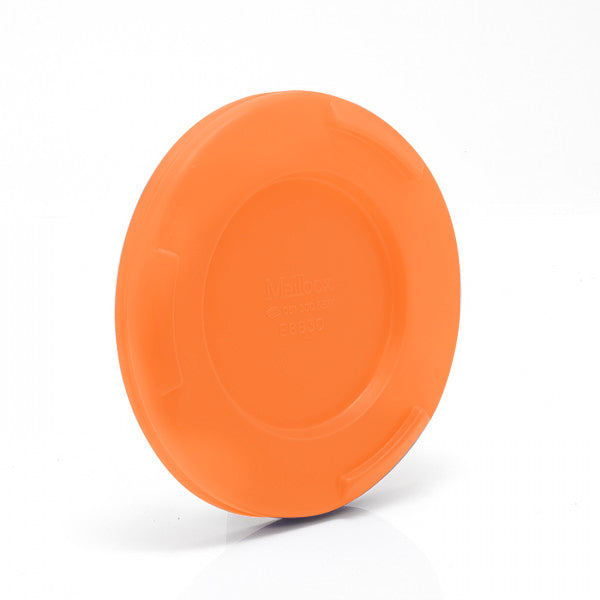 Orange drop on tub lid