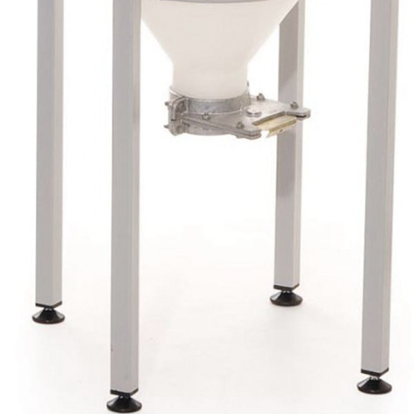 Height adjustable hopper frame ans valve